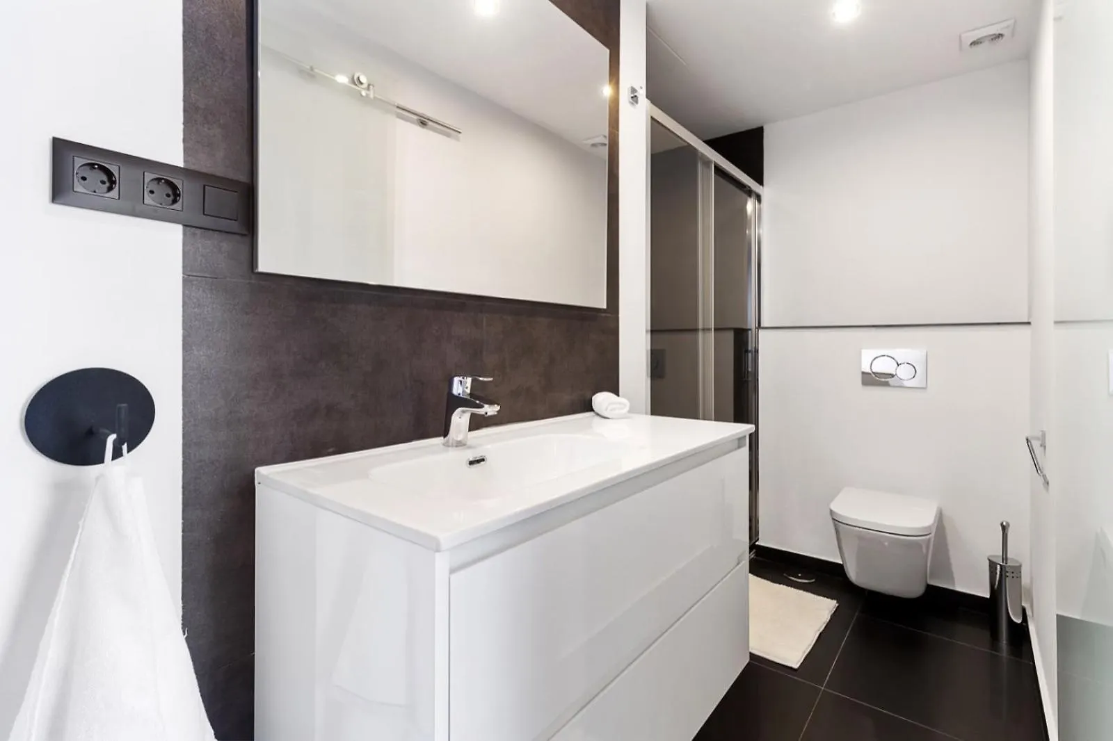 Vivi Homes - Villa Blanca Benalmádena 0*,